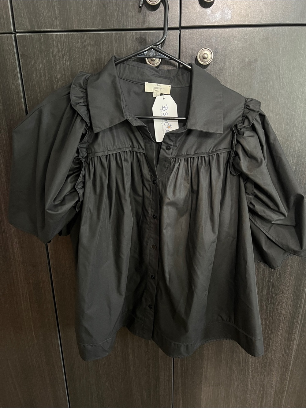 entro Black Ruffled Puff-Sleeve Button Front Blouse